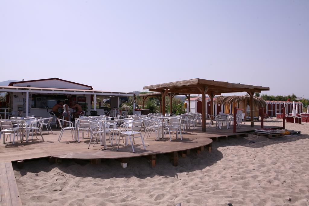 Sole Mare Deluxe Villa Campofelice Di Roccella Exterior photo